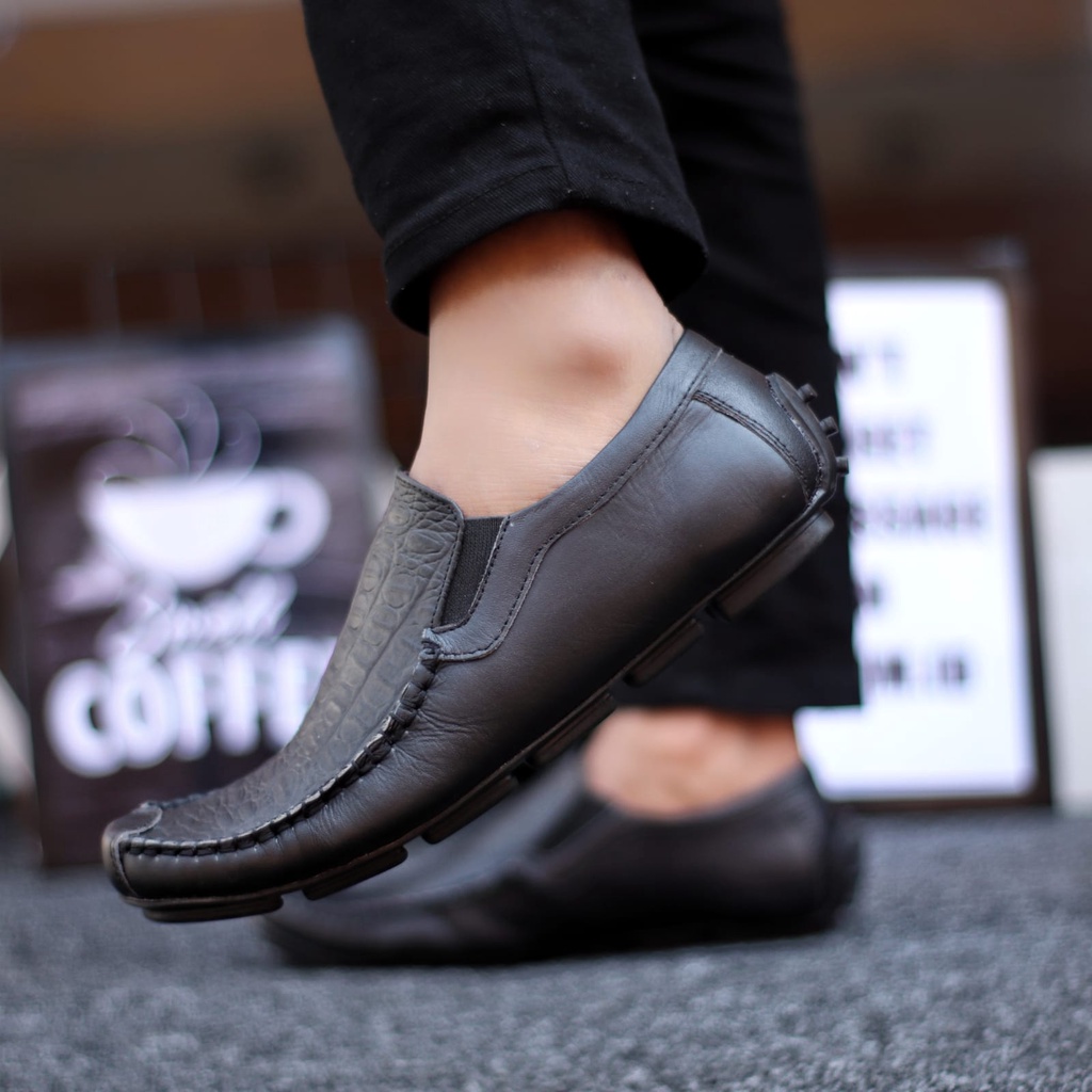 Abrhm Asbul - Sepatu Kulit Slip On Casual Pria Kerja Kantor