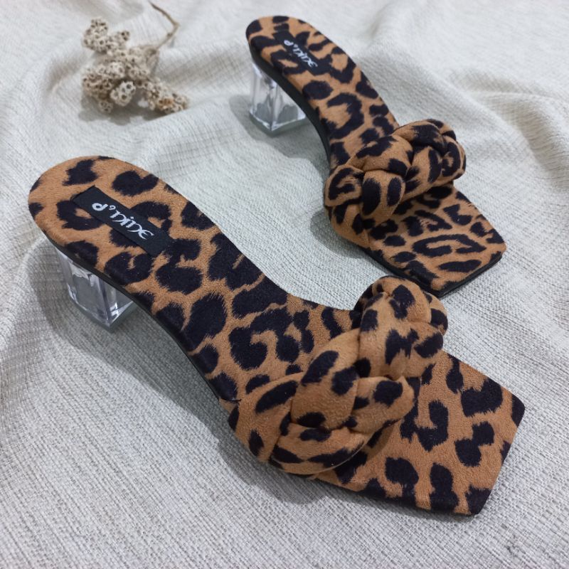 d'nine KS 13 Sandal Wanita hak kaca 5cm motif