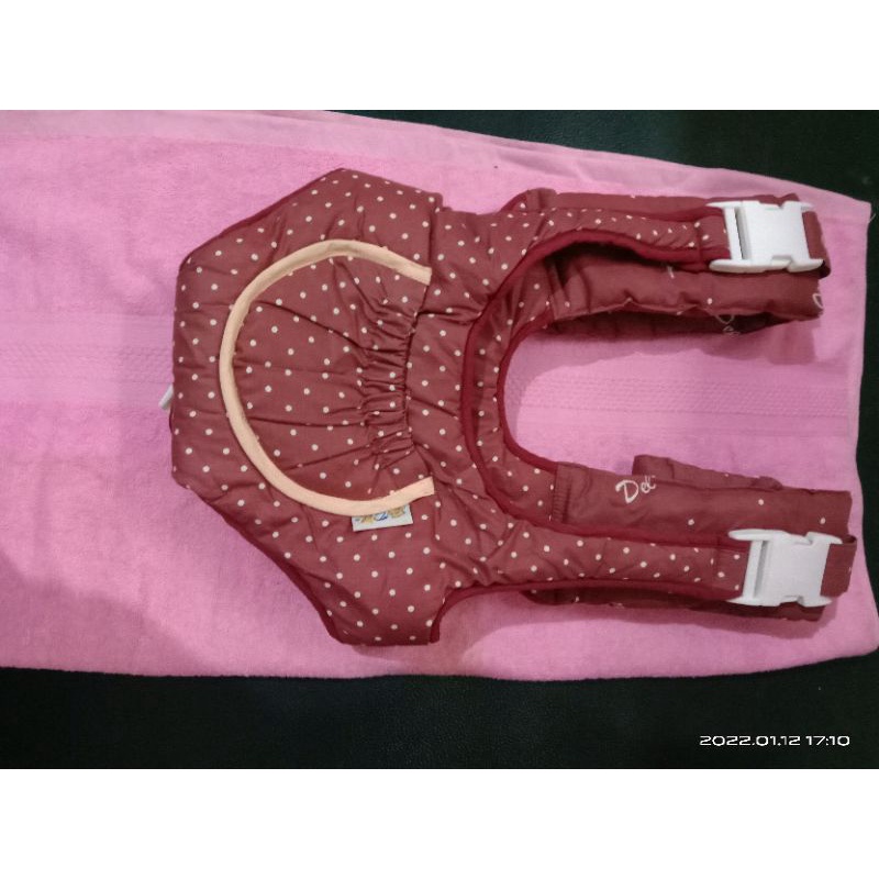 GENDONGAN BAYI DEPAN