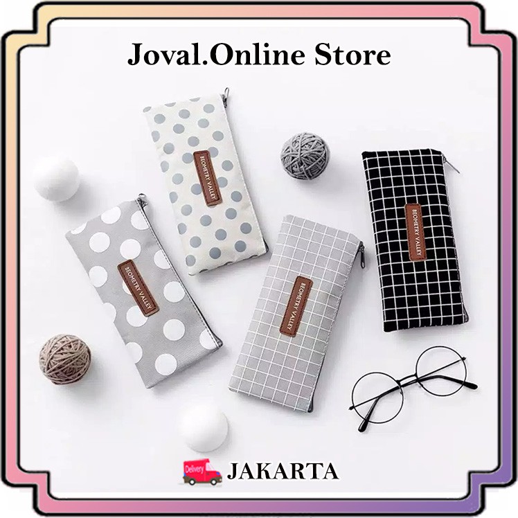 

TEMPAT PENSIL MOTIF GEOMETRIC VALLEY