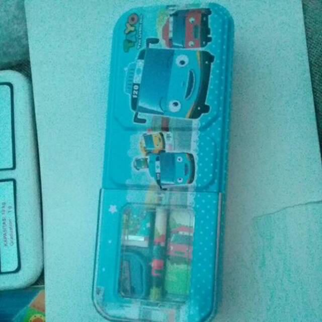 

Kotak pensil