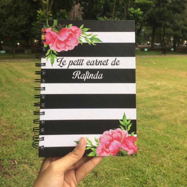 

CUSTOM NOTEBOOK