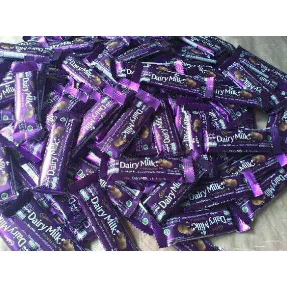 

Diskon!!!!!! PROMO VALENTINE CADBURRY DAIRY MILK PROMO TERMURAH 30 GR