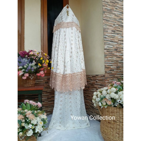 Mukena Dewasa Sutera Paris Prada Original Motif Renda Bordir Payet Swarovski