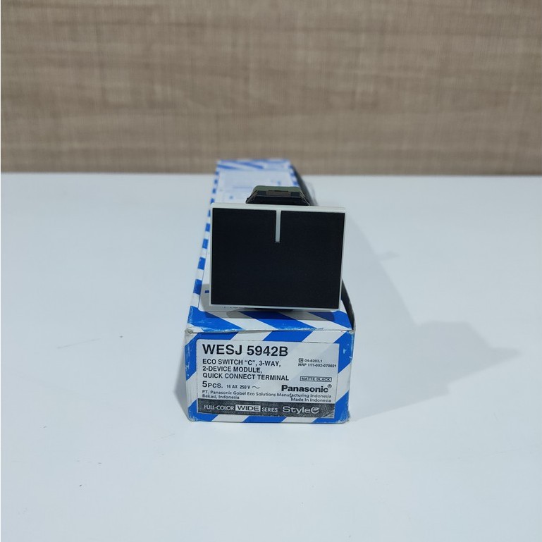 Panasonic Saklar Engkel Besar Hotel Minimalis Hitam (WESJ-5942B)