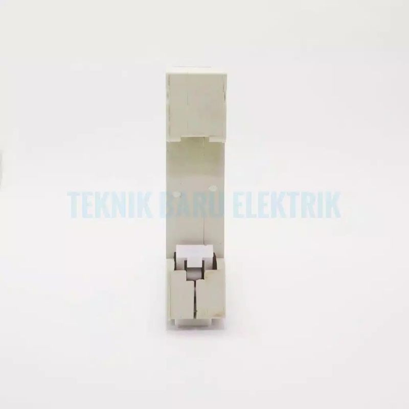 MCB MULTI9 BIRU 4 AMPERE MERLIN GERIN PLN 900W