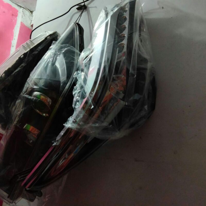 Headlamp Toyota Fortuner Vrz