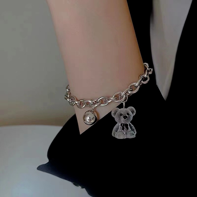 Gelang Liontin Beruang Hollow Bahan Alloy Gaya Korea Untuk Wanita