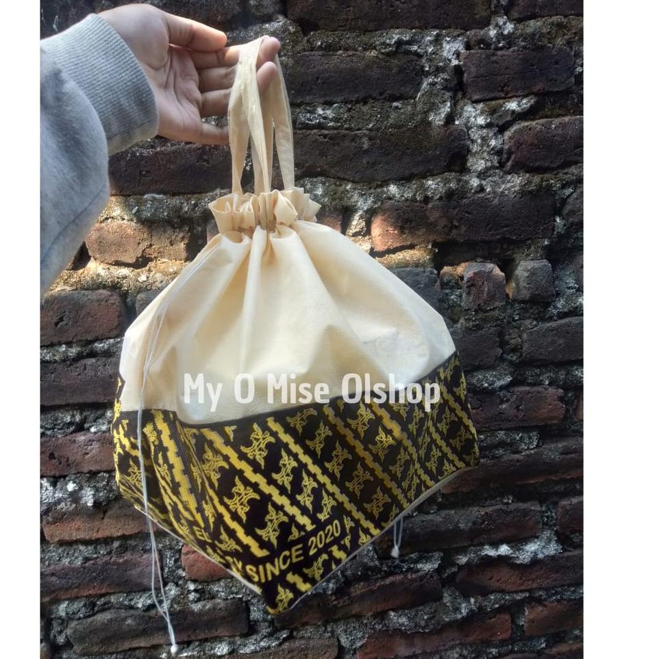 IE.01Jl22ᵟ– [1 LUSIN= 12 PCS] GROSIR TAS HAJAT SERUT MOTIF,TAS BERKAT, TAS KAIN SPUNBOND