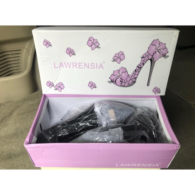 Preloved Like New  Heels Lawrensia