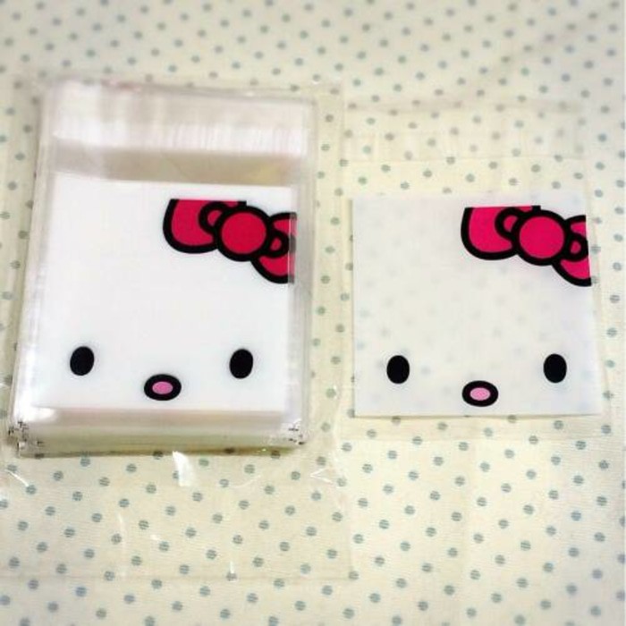 

plastik hello kitty permen biskuit coklat dengan perekat