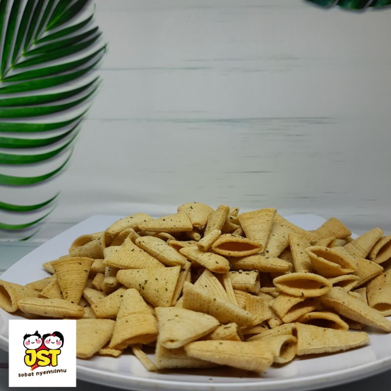 

Gooku 28 Store [250Gr] Yola Trompet Rumput Laut Balado Kiloan Jember Snack Time