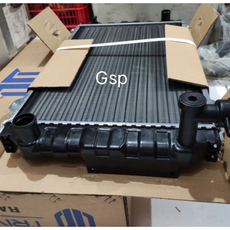 Radiator suzuki futura carry 1.3/1.5/Injeksi