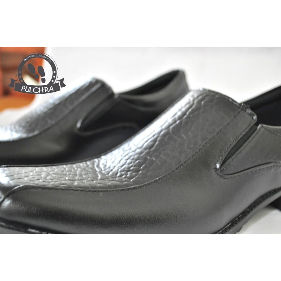 Sepatu Pantofel Crocs Skin Type B1 Variasi