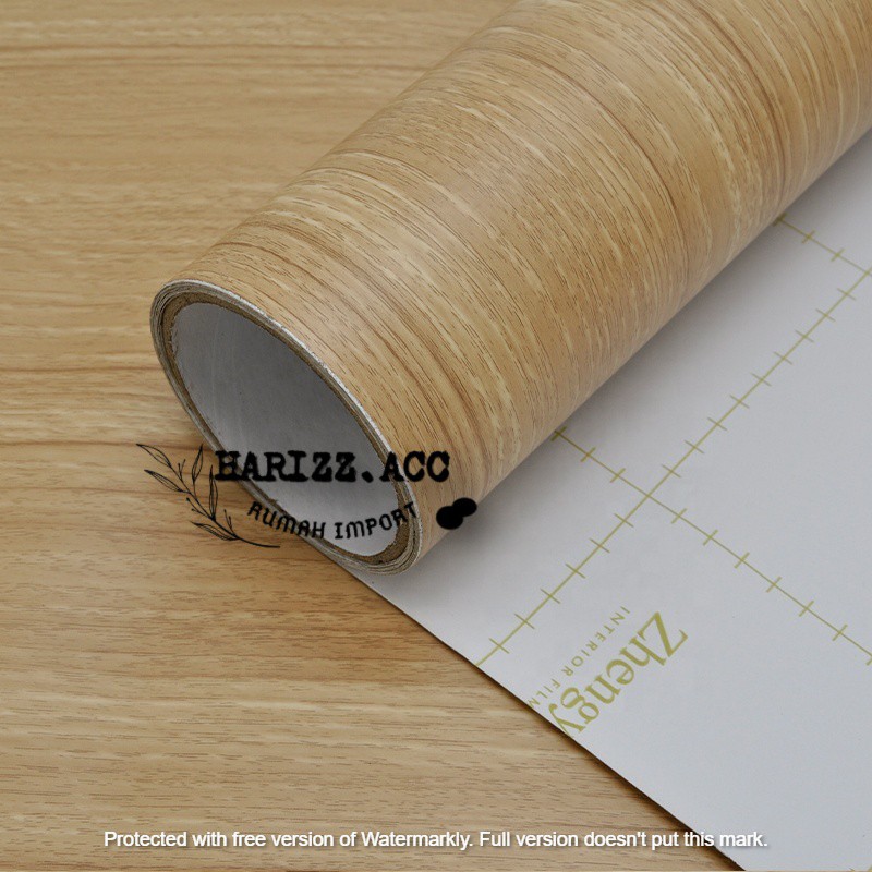 WALLPAPER STIKER DINDING KAYU KUNING MUDA BERSERAT