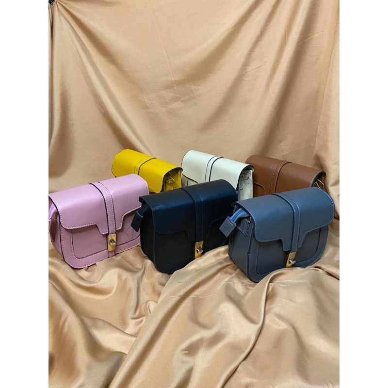 Dina Bag/ tas selempang/ tas wanita kekinian/ tas fashion wanita/ tas wanita murah
