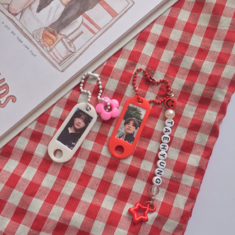 Custom Keychain Kpop idol, beads, manik manik, gantungan kunci keyring, Nct, Bts, Blackpink