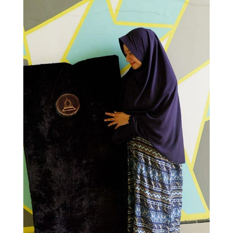 Sajadah Rasfur Hitam Bulu Lebat Tebal Busa 3cm-5cm