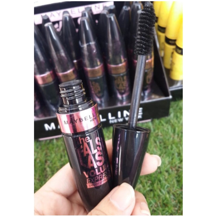 Maybelline Volum Express Hypercurl Waterproof Mascara Make Up