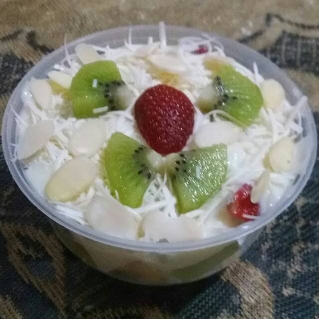 

SALAD BUAH YOGHURT PREMIUM