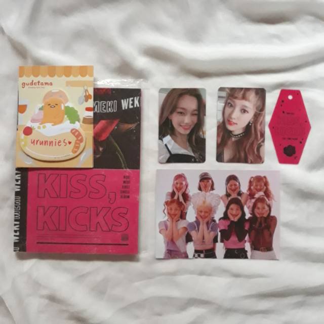 Weki Meki - KISS, KICKS 1st Single Album (KISS ver) *DOYEON SEI PHOTOCARD