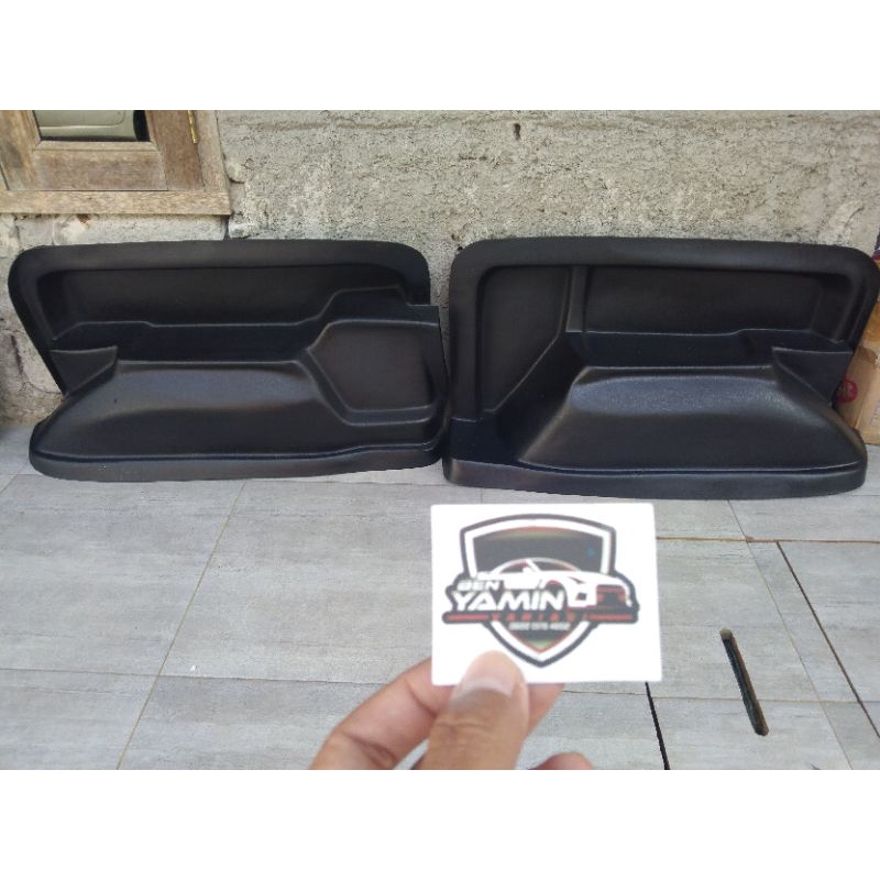 DOORTRIM BELAKANG BAGIAN JOK TENGAH JIMNY KATANA