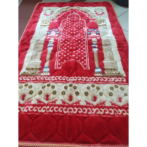 SAJADAH BUSA / SAJADAH BUSA TEBAL EMPUK / SAJADAH BULU TEBAL /  SAJADAH BUSA