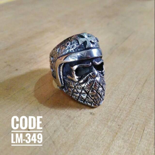 Skull Ring Titanium Bikers style