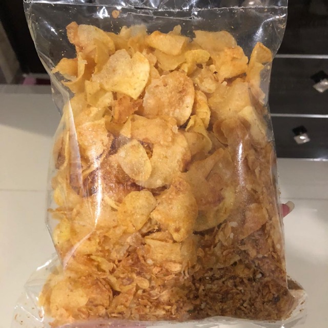 

Keripik kentang erick