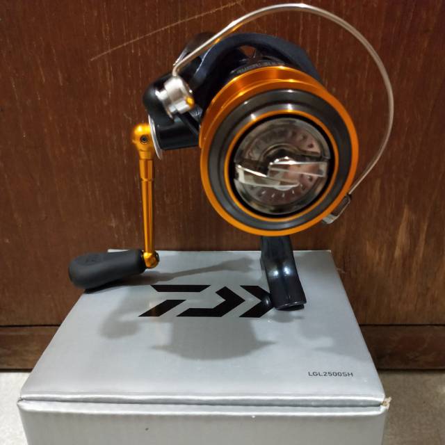RELL DAIWA LEGALIS 2500 SH