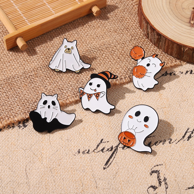 Bros Pin Enamel Bentuk Hantu Halloween 5 Gaya Untuk Hadiah Teman