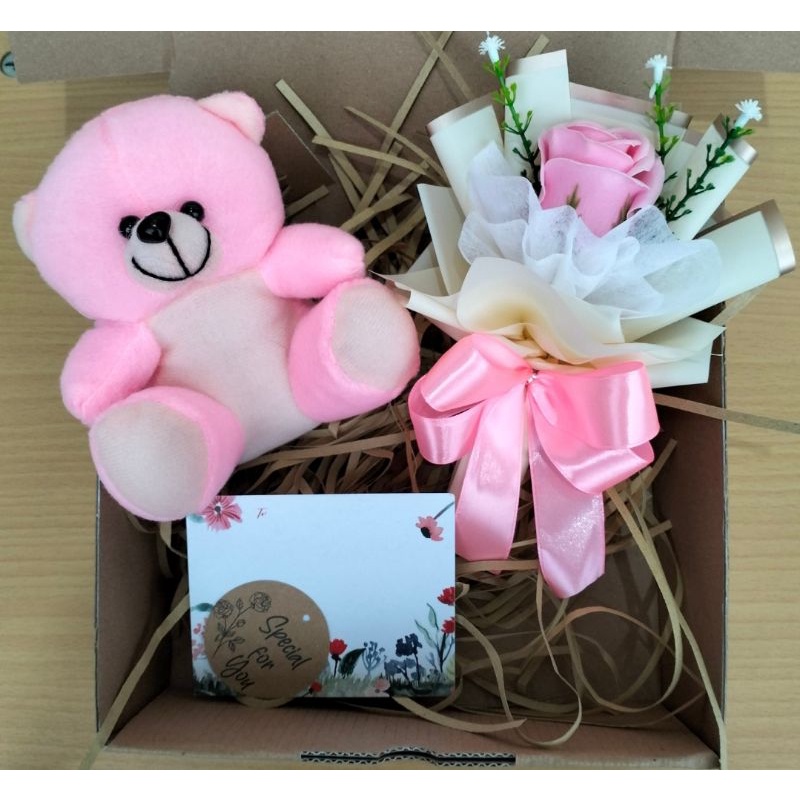 KADO HAMPERS MINI BOUQUET ROSE SOAP FLOWER/BUKET BUNGA SABUN ,COKELAT,BONEKA BEAR/KADO/HADIAH