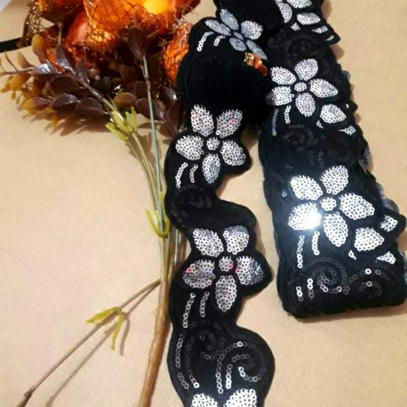 Rp13.000/METER,RENDA BORDIR WARNA HITAM PAYET SILVER/PERAK LEBAR 6CM