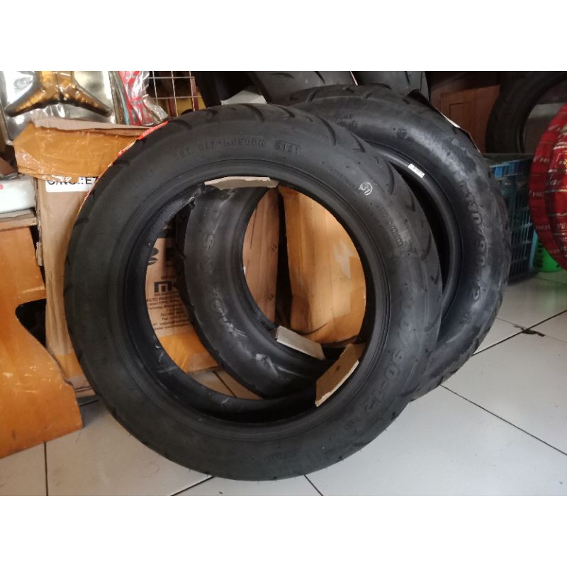 Ban Luar Tubeless Maxxis Depan Belakang 100/90-12 49J 110/90-12 64J 1