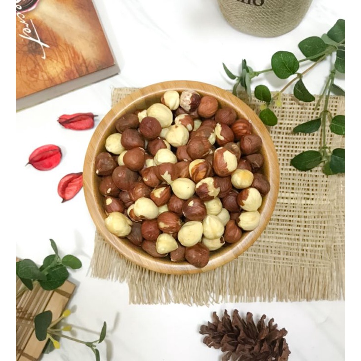 

Kacang Hazelnut panggang / roasted 250 g