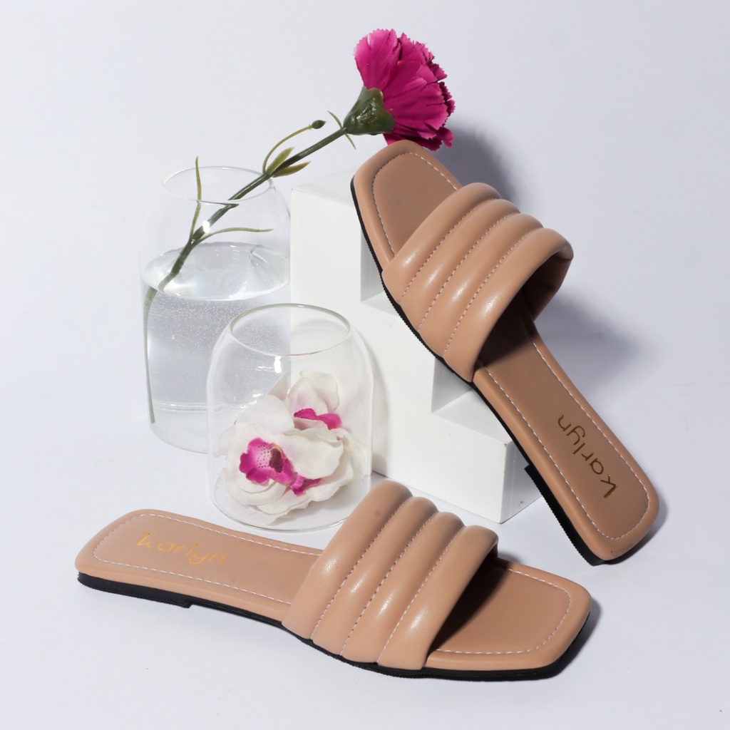 Karlyn Olivia Sandal wanita