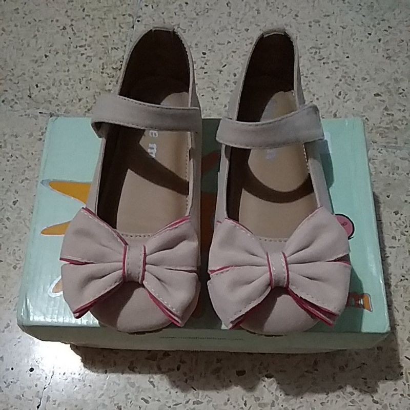 Sepatu Anak Perempuan Merk Little M