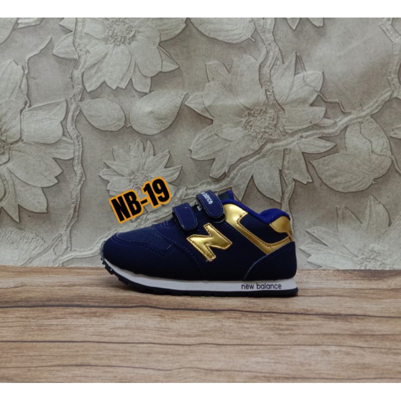 Sepatu Anak Snaekers Olahraga Laki dan Perempuan Ukuran 24-37