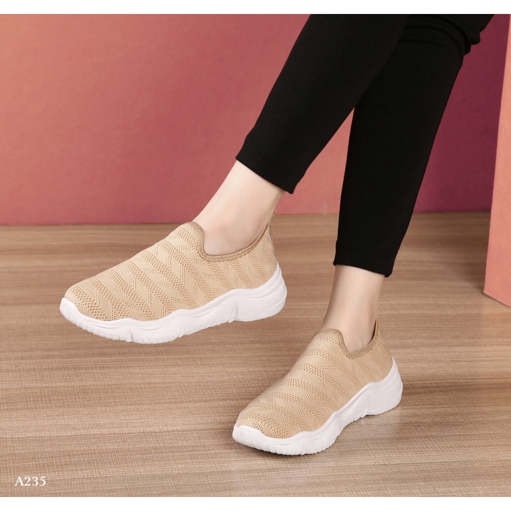 2.2 SALE &gt; FASHION  Flexknit Sneakers ( bdg ) SVC Series A235 1J4