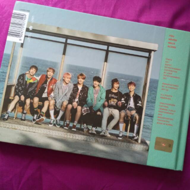 Turun Harga! BTS You Never Walk Alone Album | Shopee Indonesia