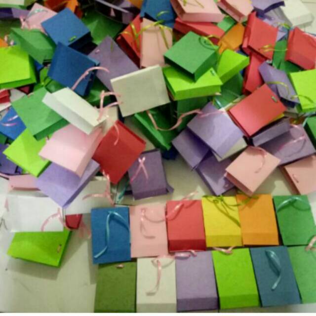 

paper bag kotak souvenir