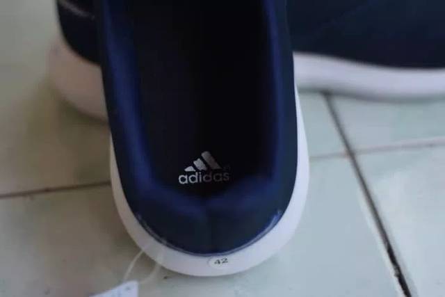 SEPATU ADIDAS SLIP ON PRIA SANTAI /SEPATU SANTAI PRIA SLIP ON ADIDAS / NAVY