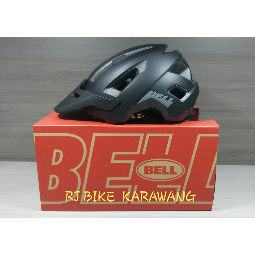 HELM SEPEDA BELL NOMAD BLACK GREY