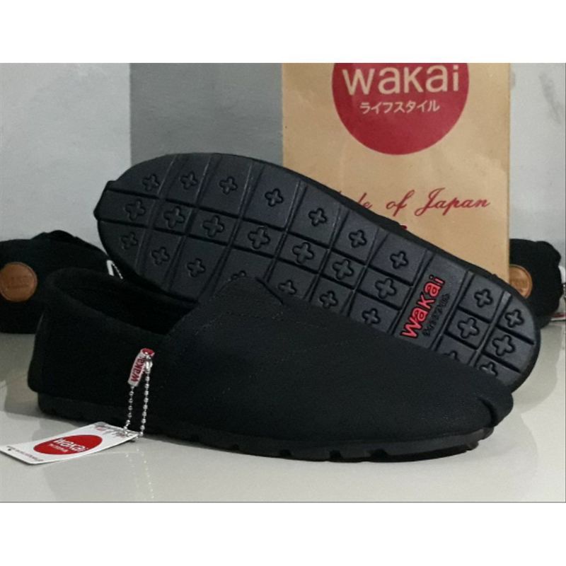 SEPATU WAKAII FULL BLACK HITAM PRIA TERMURAH/SEPATU CASUAL PRIA/SEPATU SLIP ON PRIA/SEPATU PRIA HITAM POLOS