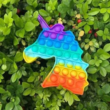 MOTIF KIRIM ACAK - POP It KARAKTER RAINBOW Mainan sensorik Murah Gelembung viral Tiktok pencet