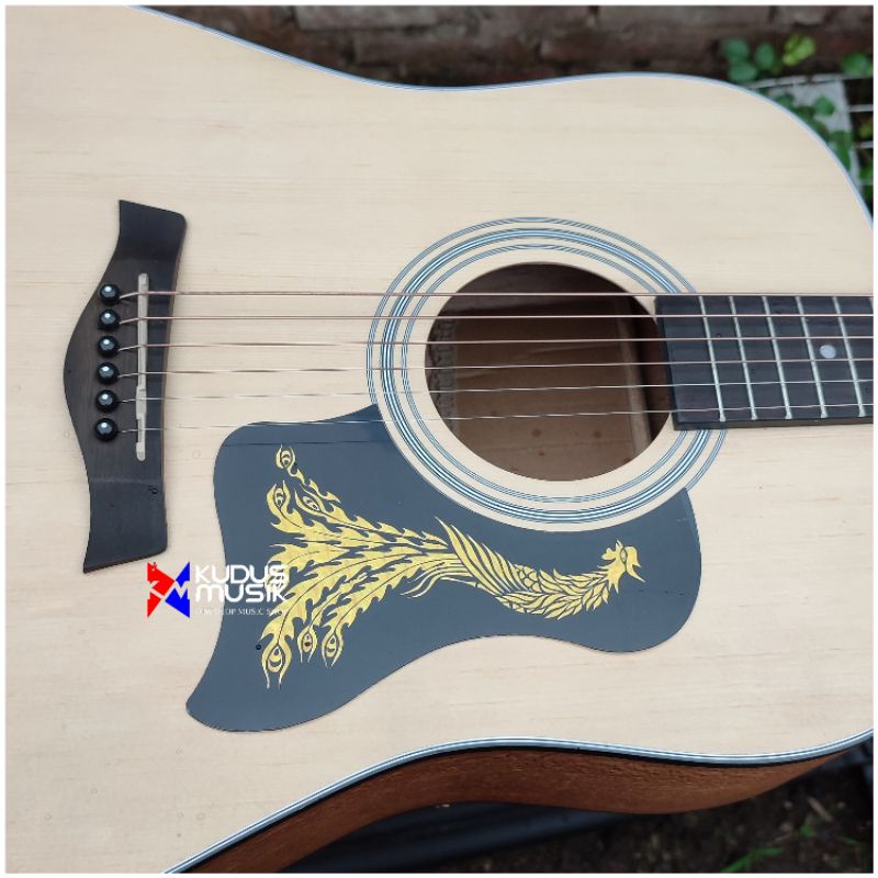 Pickguard gitar akustik beskemer model taylor motif peacock