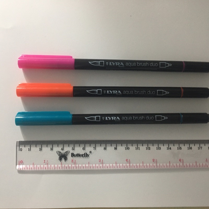 

Preloved Lyra Brus Pen set