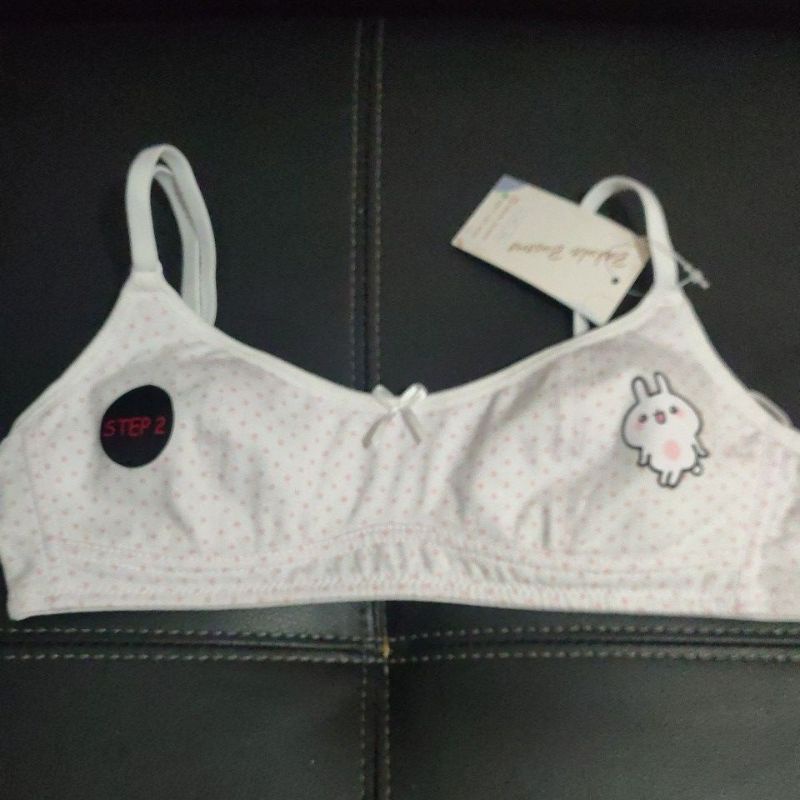 bra nevada step 2 size 32 untuk ABG