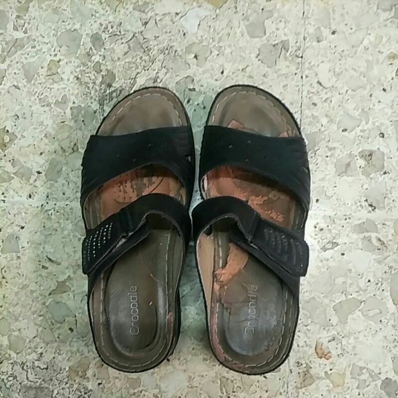 Sandal sepatu Crocodile Wanita size 37 original