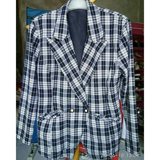 Elle Seventeen Blazer
